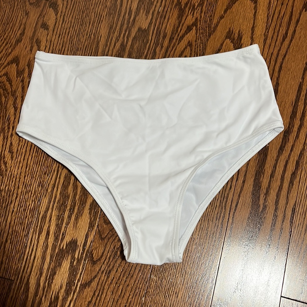 Brand New, Never Worn- Shein High Waisted White Bikini Bottom. Size: Small.
